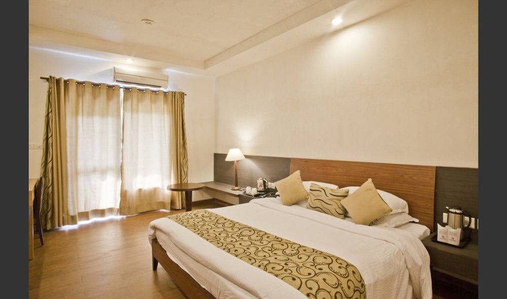 The Riverview Retreat Corbett By Leisure Hotels Garjia Kültér fotó