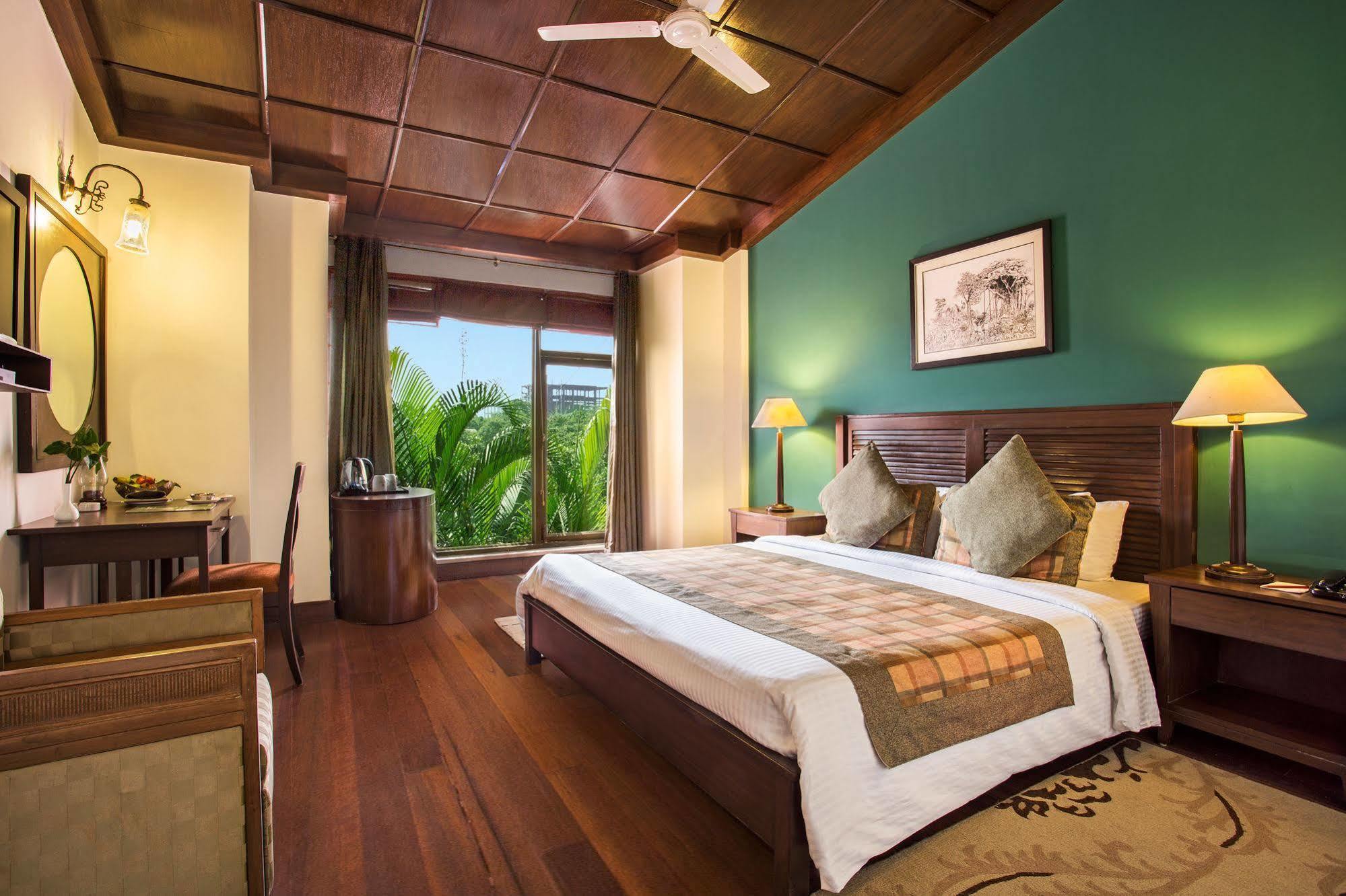 The Riverview Retreat Corbett By Leisure Hotels Garjia Kültér fotó